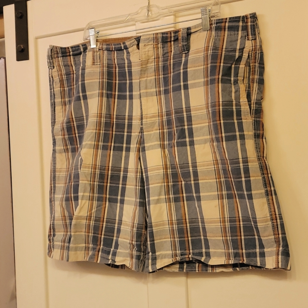 Men's Mossimo madras / plaid shorts
